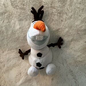 Sven and Olaf are looking for a new home together